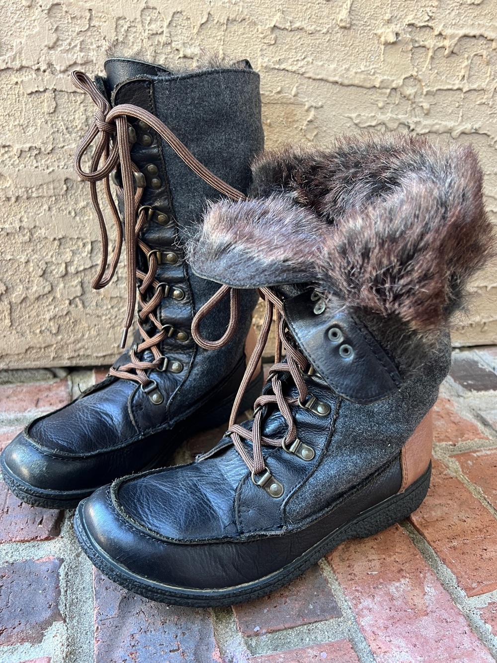 Sam Edelman Mariela 8.5 Winter Fall Leather Fur lace up boho preppy cute boots
